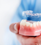 יישור שיניים מהיר - תמונת אווירה